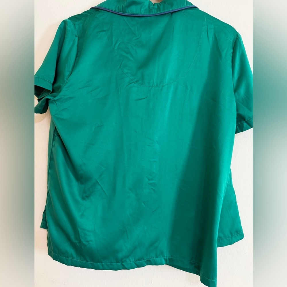 Emerald Green Short Sleeve Pajama Set with Contrast Piping - Picture 3 of 4